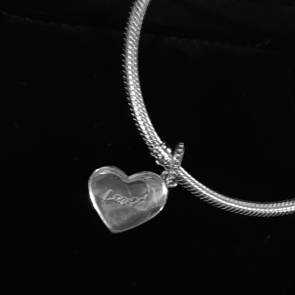 PANDORA Heart Clasp Bracelet with Heart of Love Charm - Picture 6 of 6